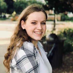 Meet your Posher, Isabella